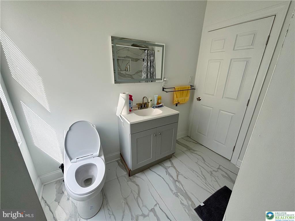 KENSINGTON - Residential