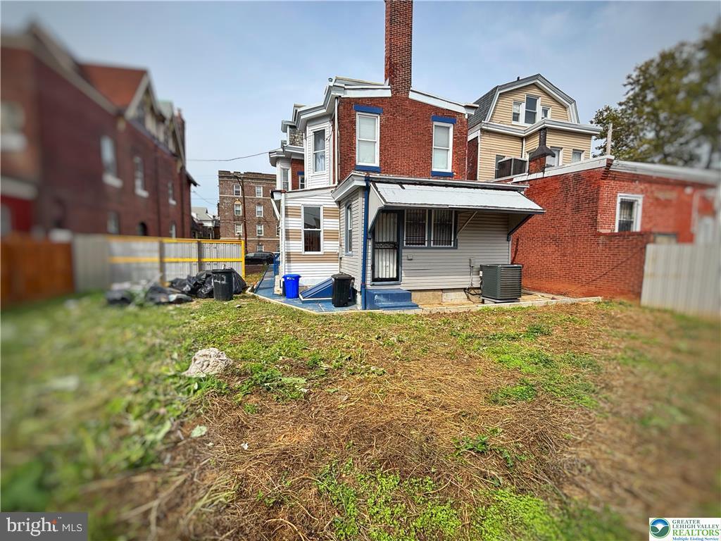 KENSINGTON - Residential