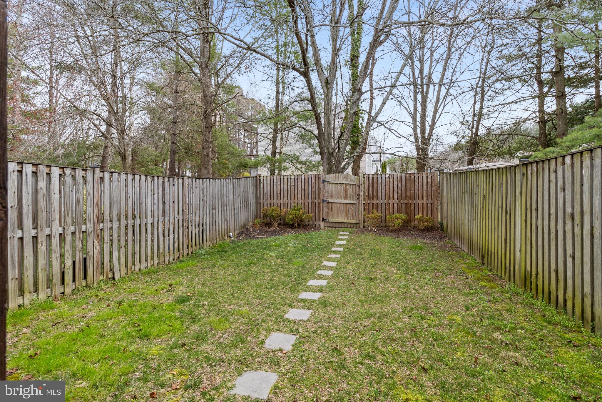 ULMSTEAD GARDENS - Residential