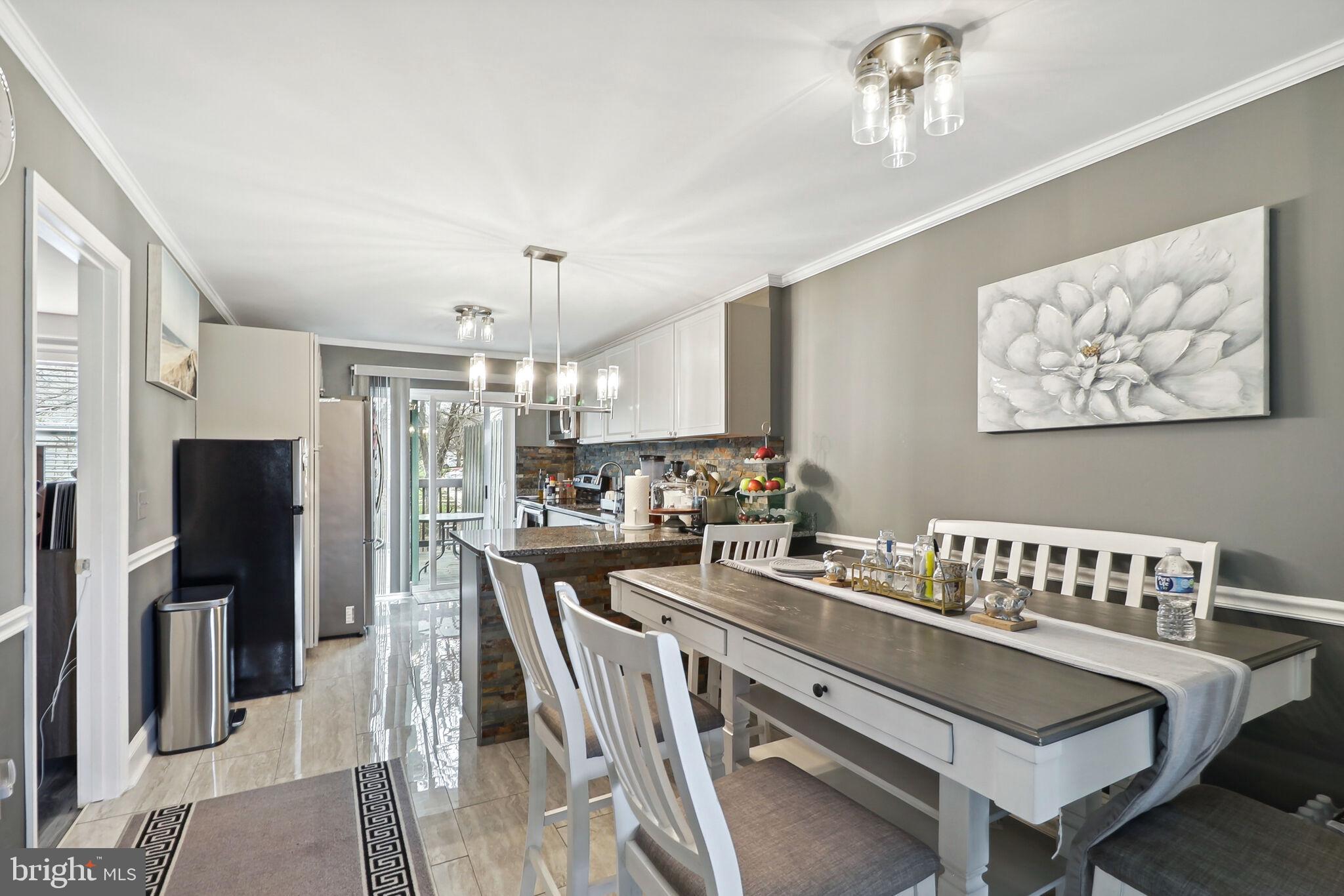 ULMSTEAD GARDENS - Residential