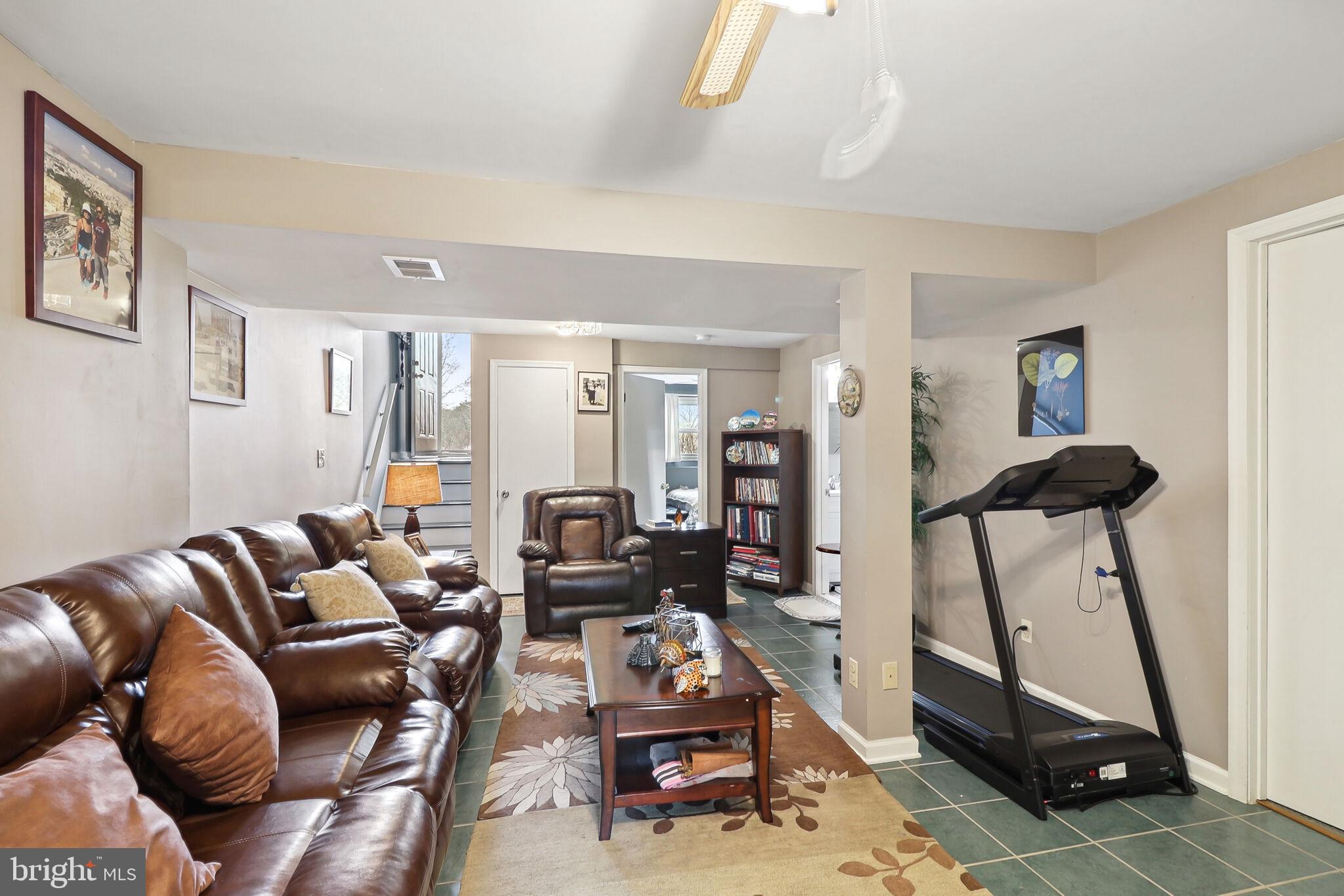 ULMSTEAD GARDENS - Residential