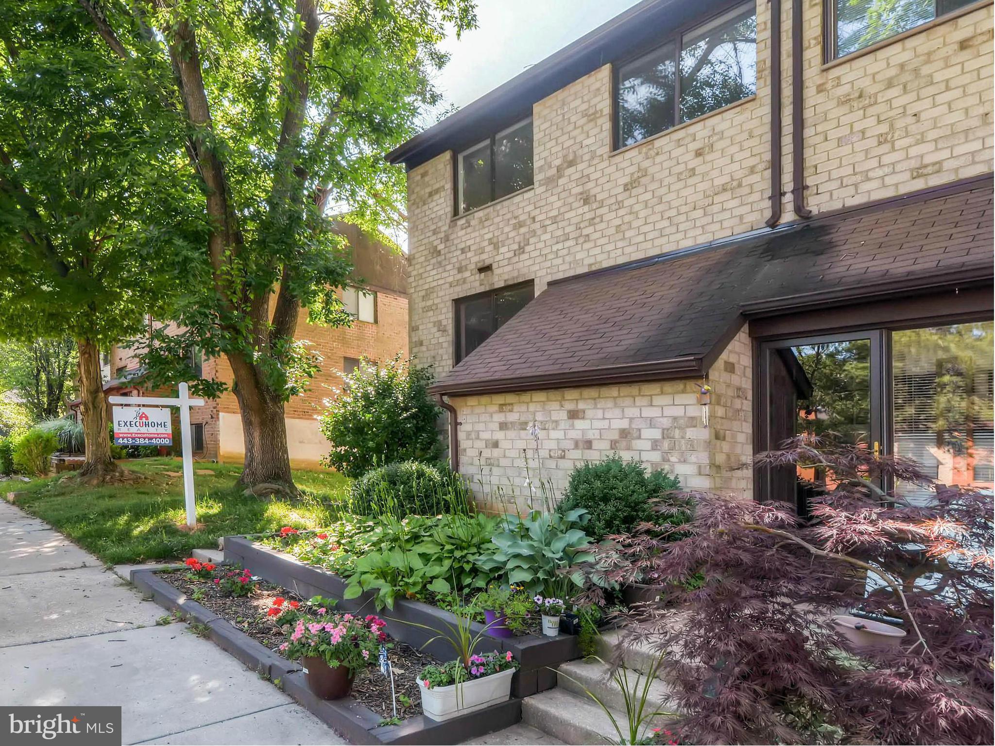 VILLAGE OF OWEN BROWN - Residential