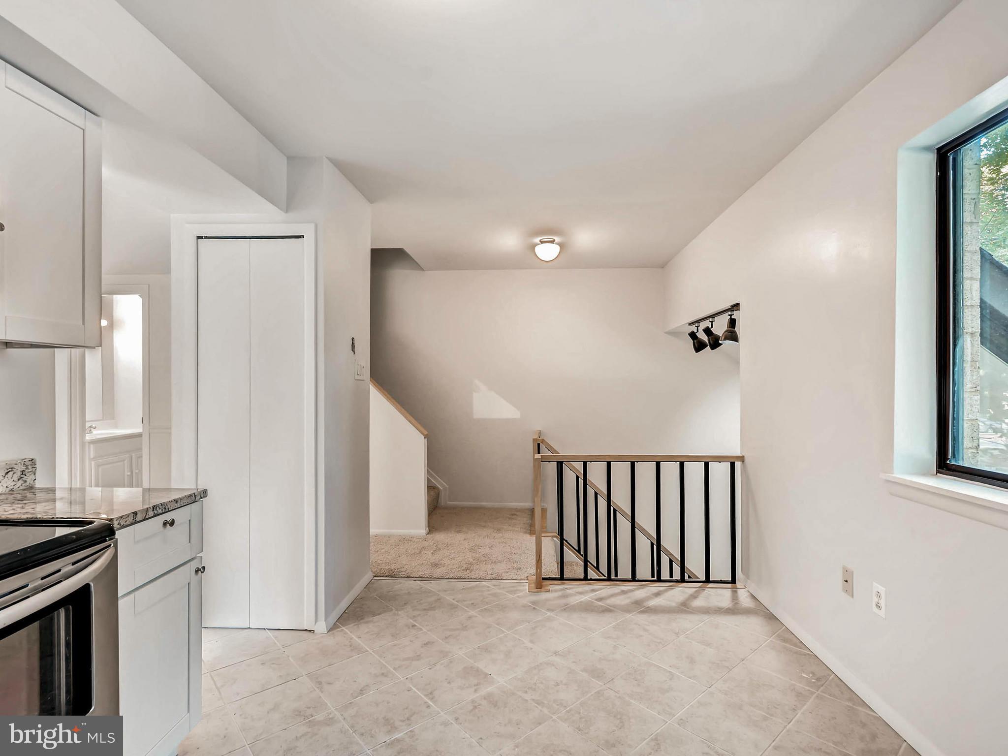 VILLAGE OF OWEN BROWN - Residential