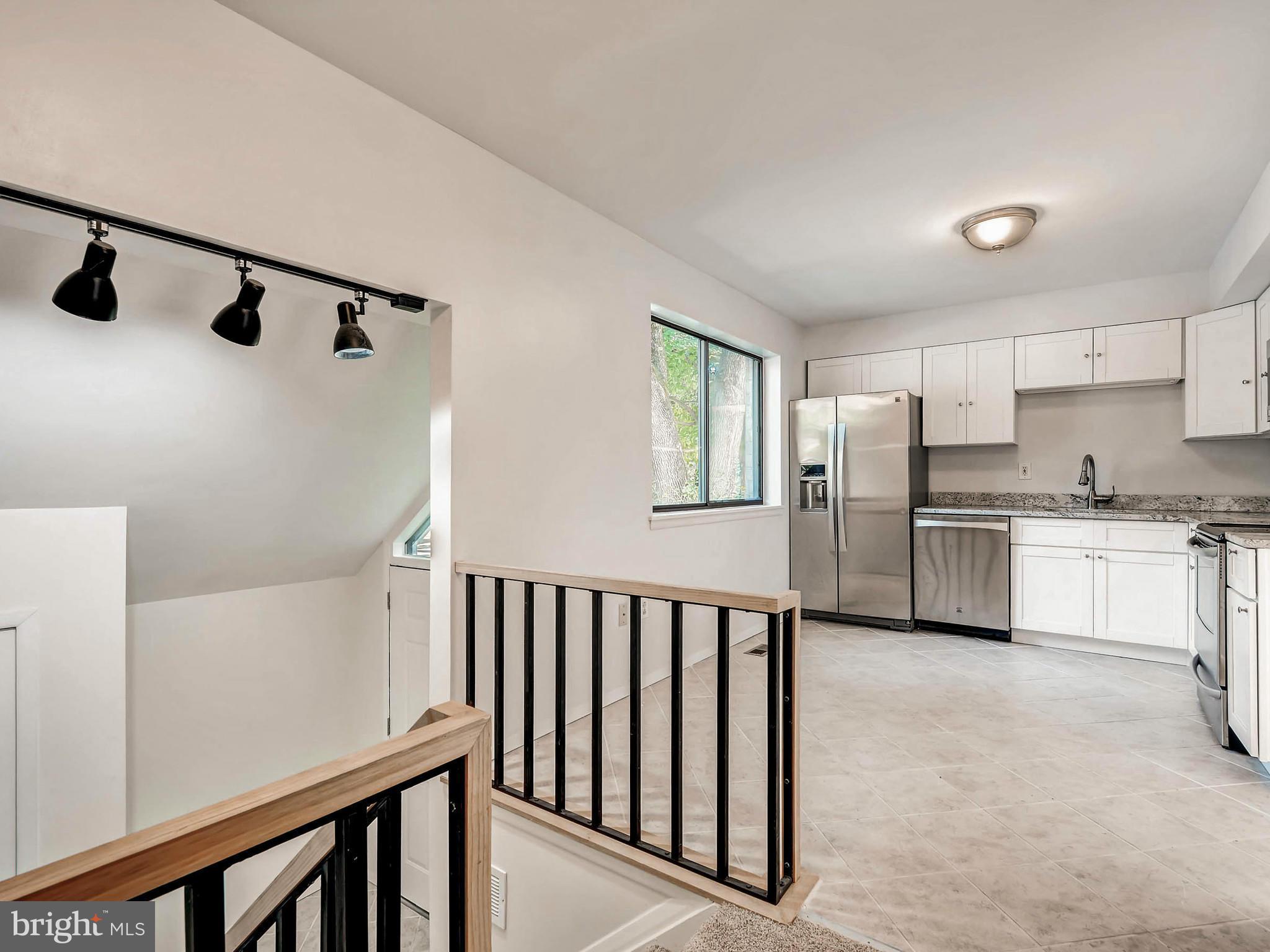 VILLAGE OF OWEN BROWN - Residential