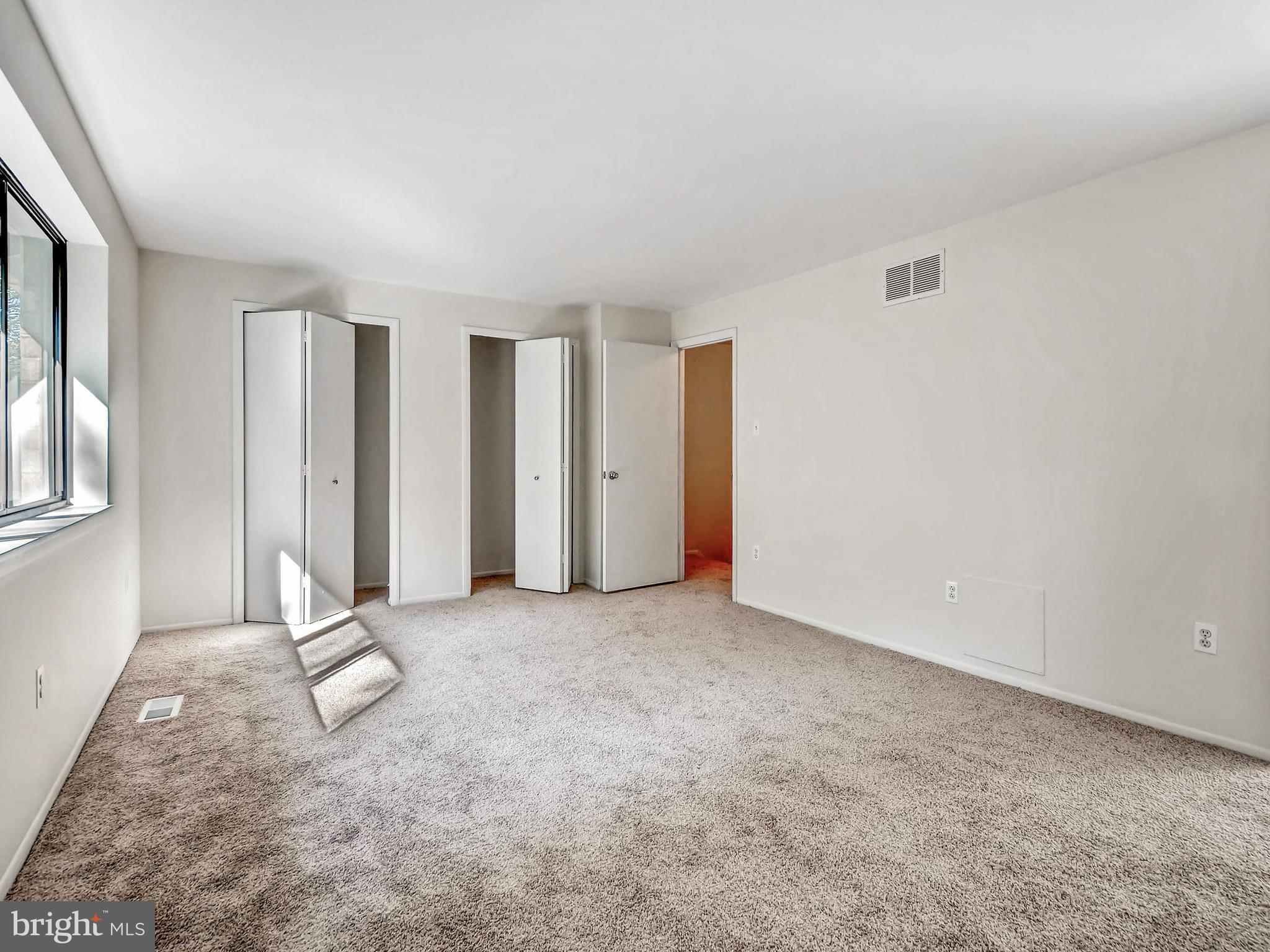 VILLAGE OF OWEN BROWN - Residential