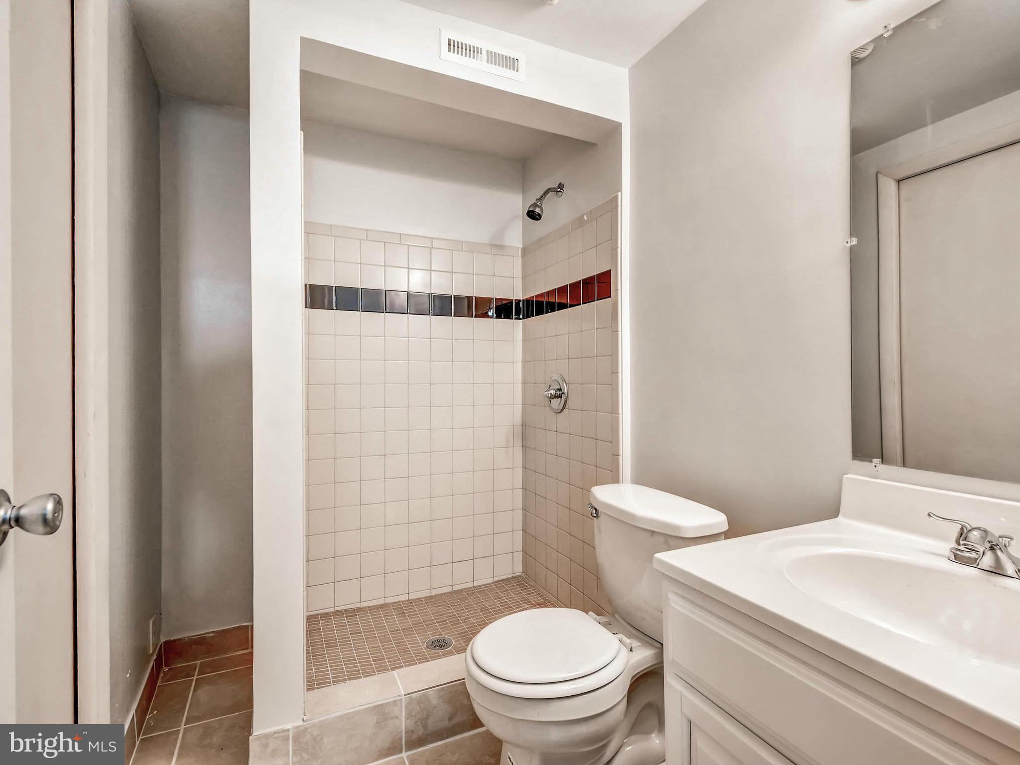 VILLAGE OF OWEN BROWN - Residential