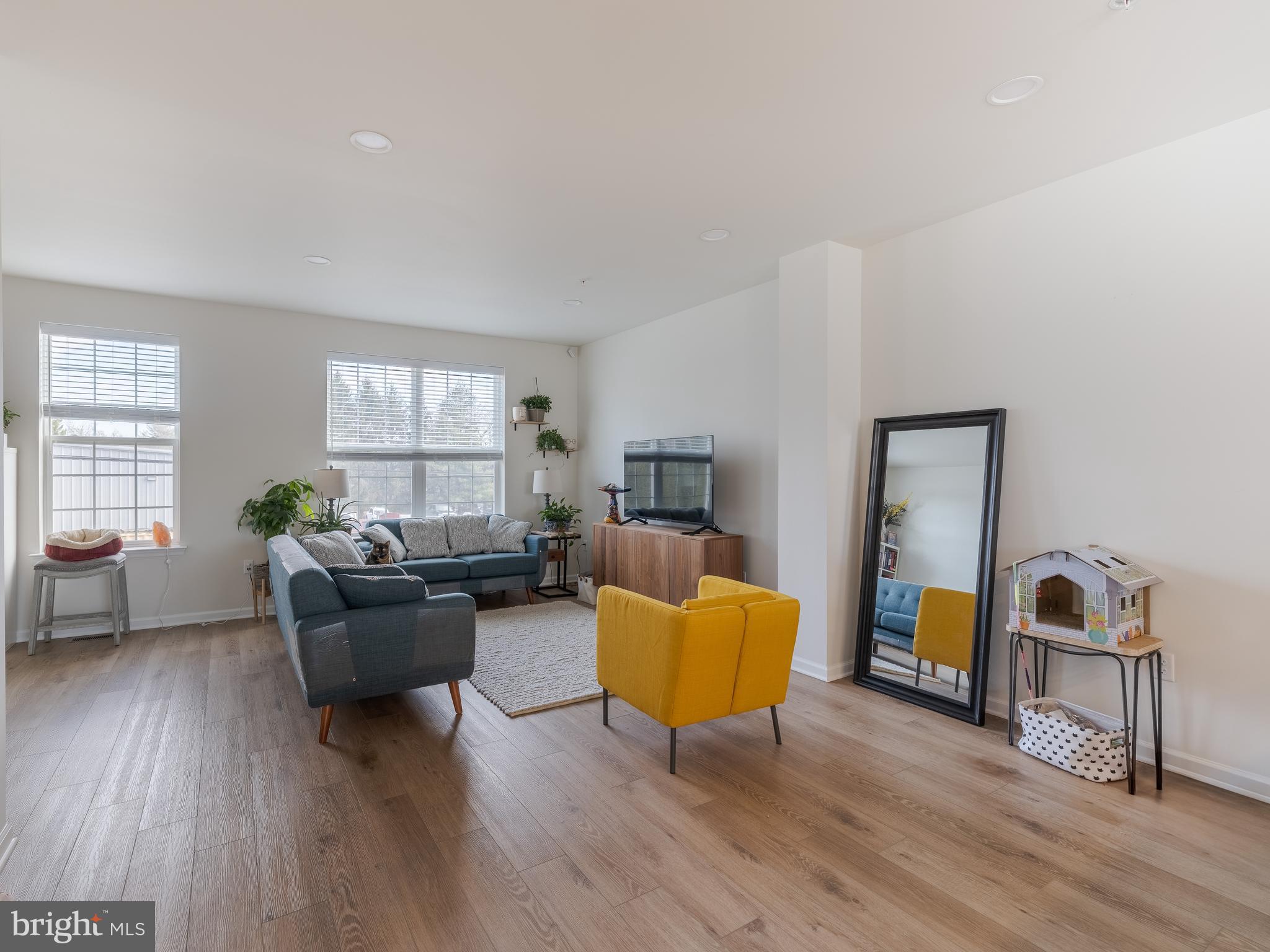 KENNETT POINTE - Residential