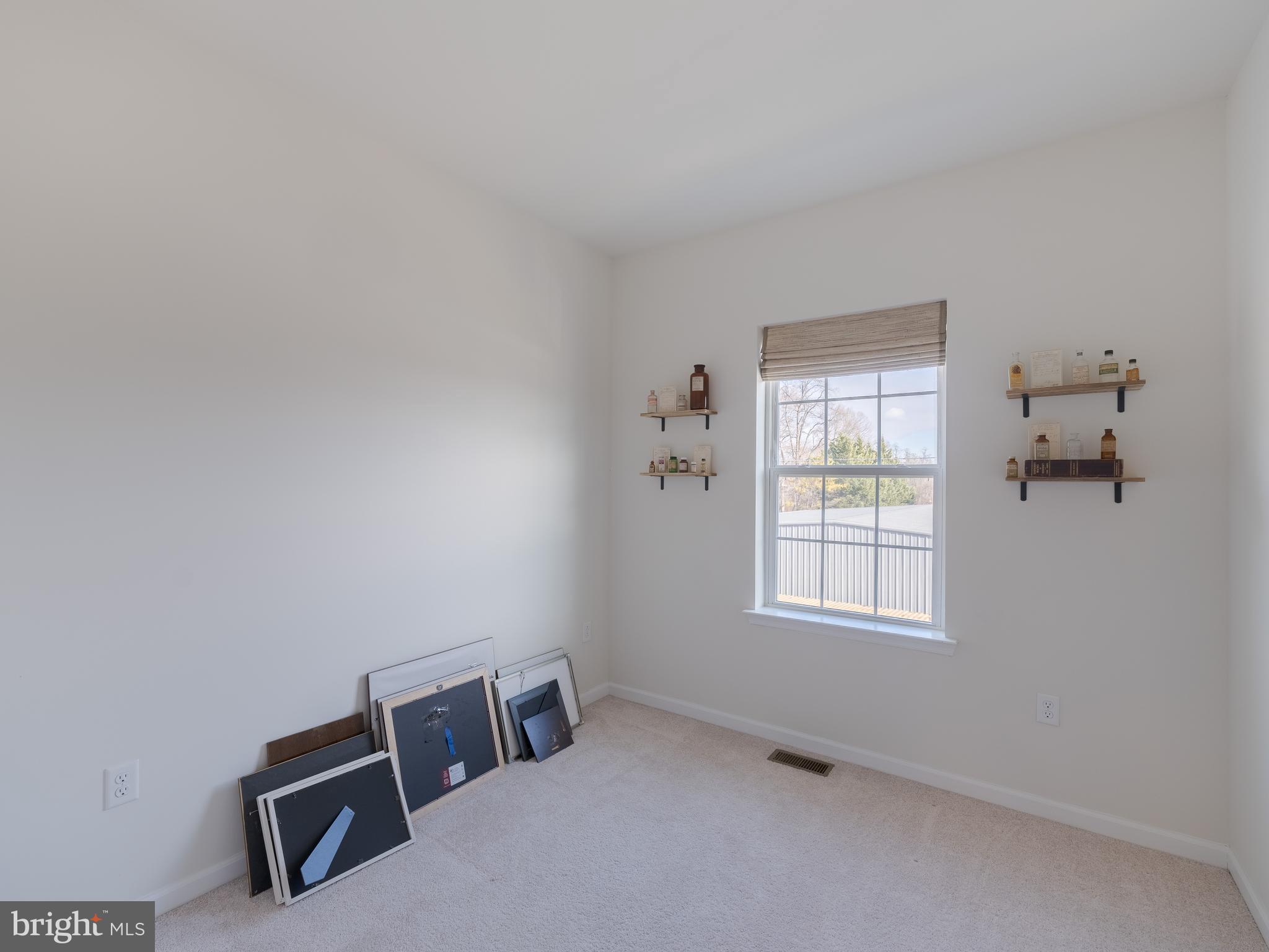 KENNETT POINTE - Residential