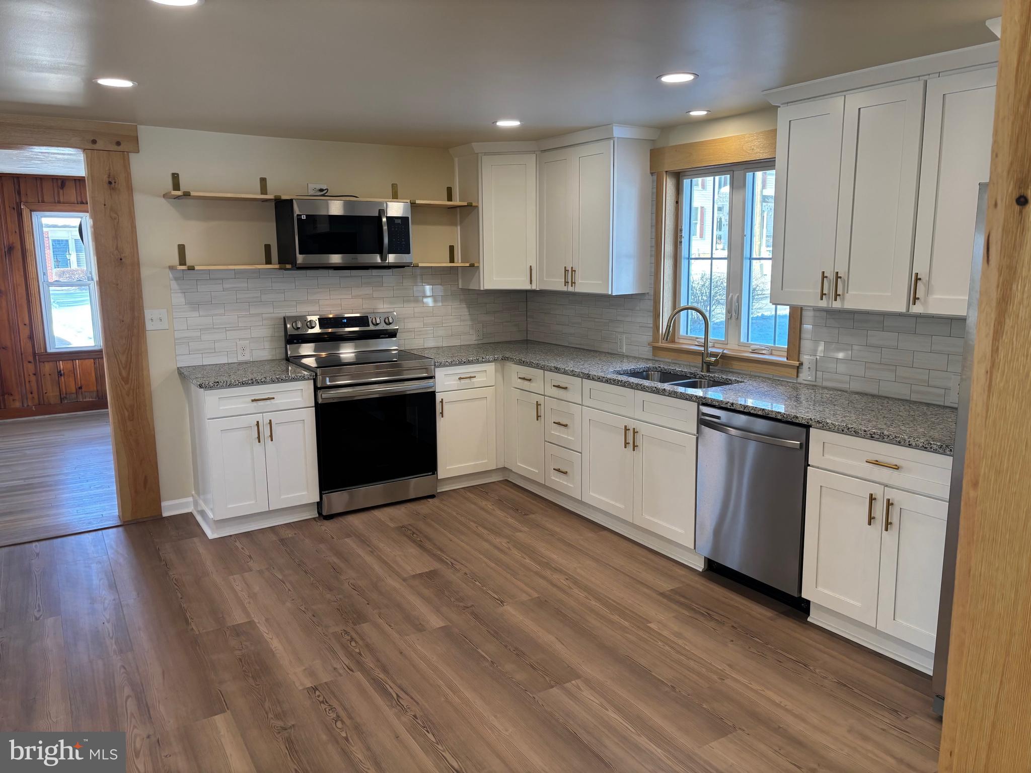 271 ENGLAND CREAMERY ROAD