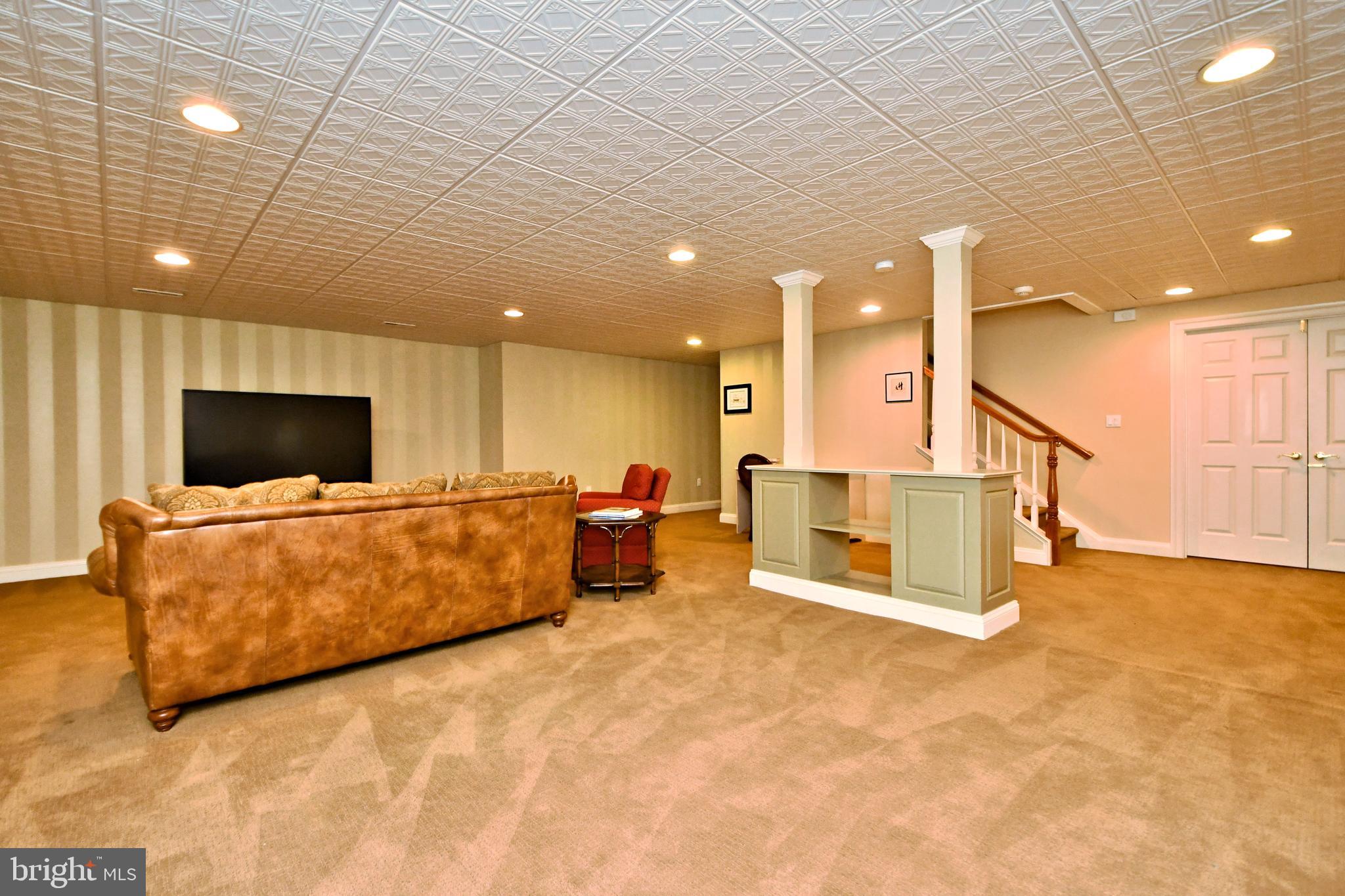 PRESERVE AT MEADOWBR - Residential