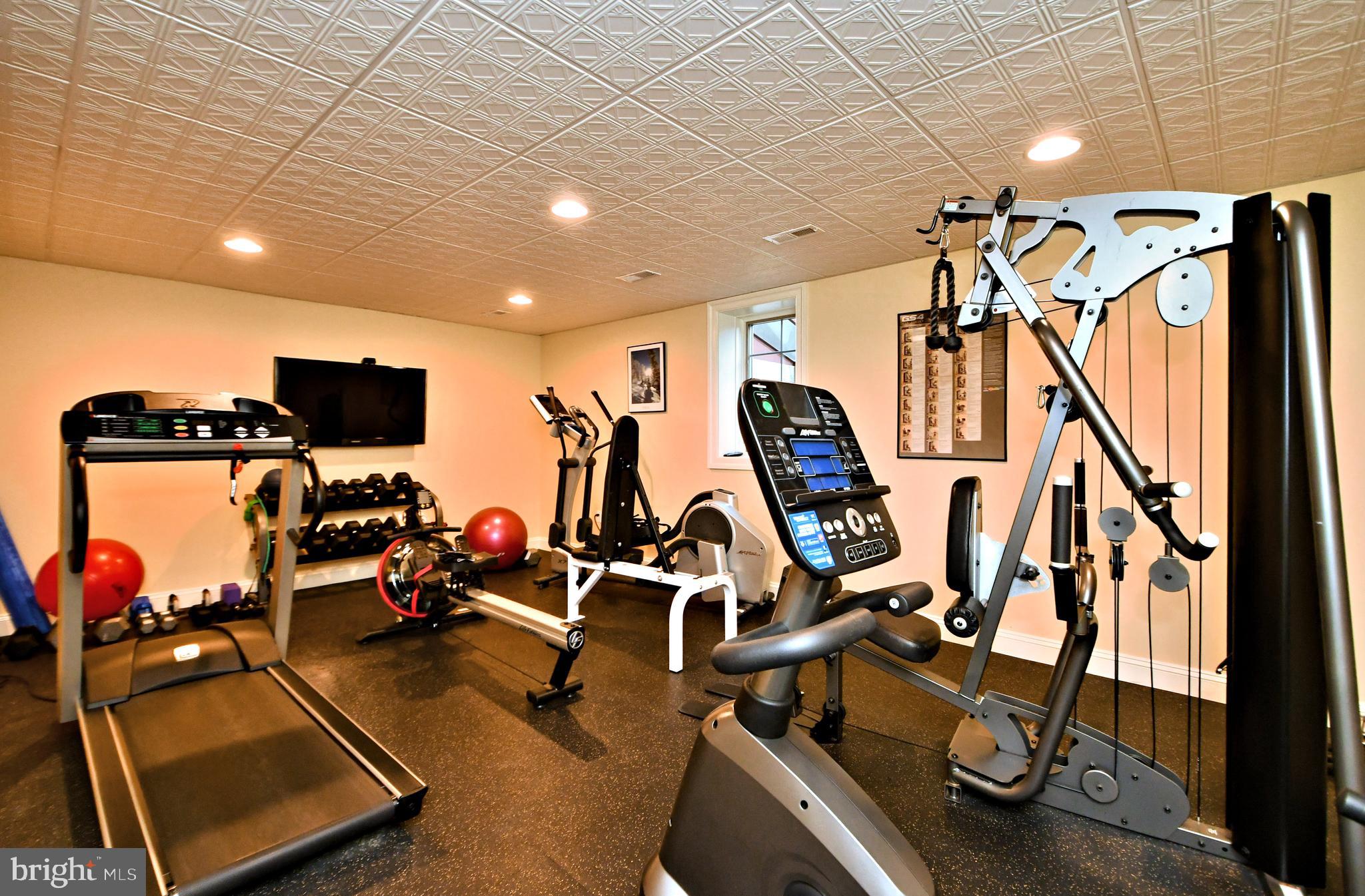 PRESERVE AT MEADOWBR - Residential