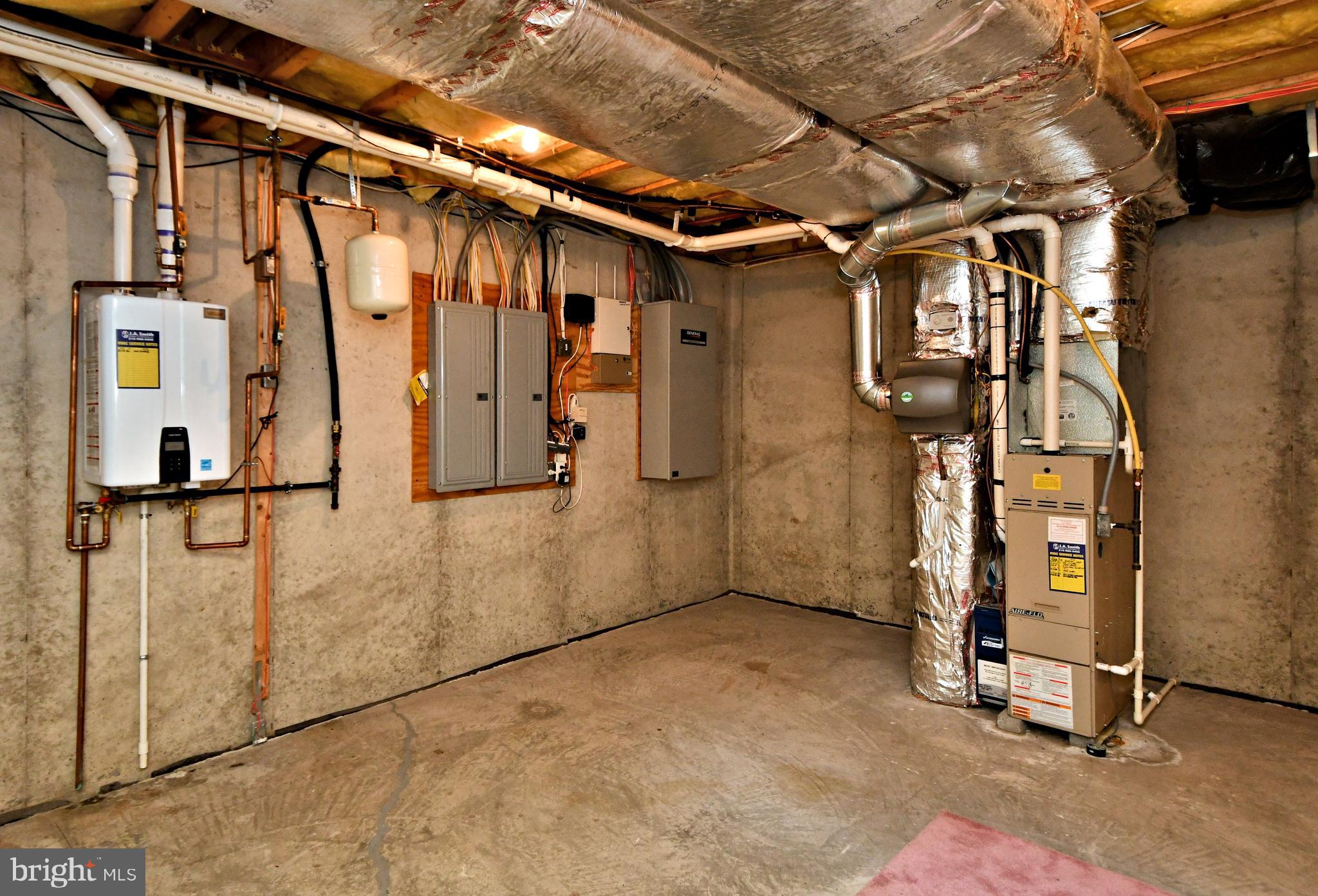 PRESERVE AT MEADOWBR - Residential