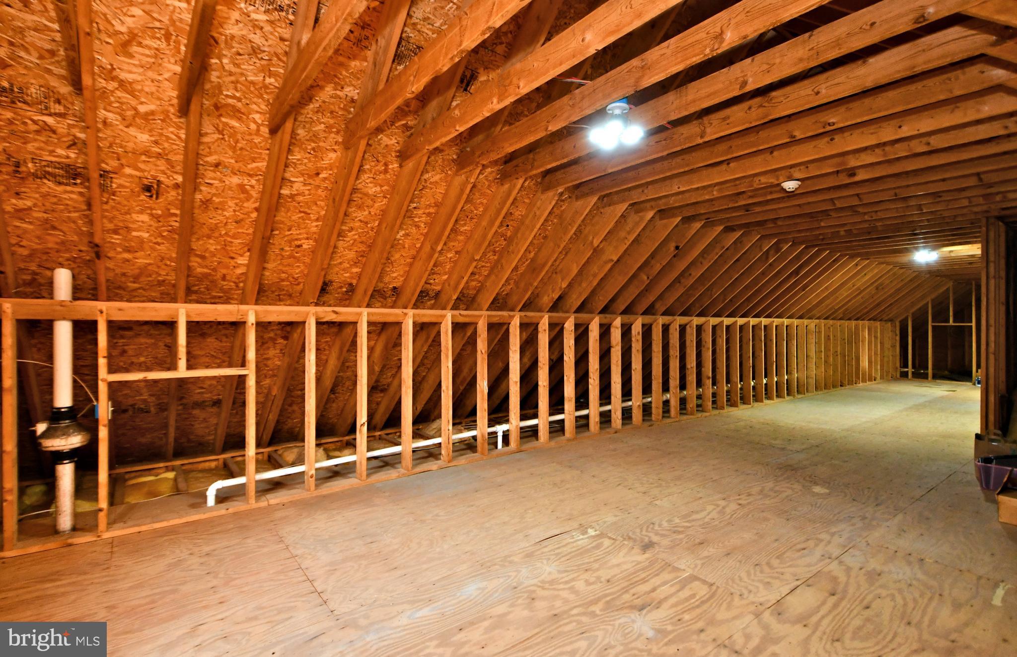 PRESERVE AT MEADOWBR - Residential