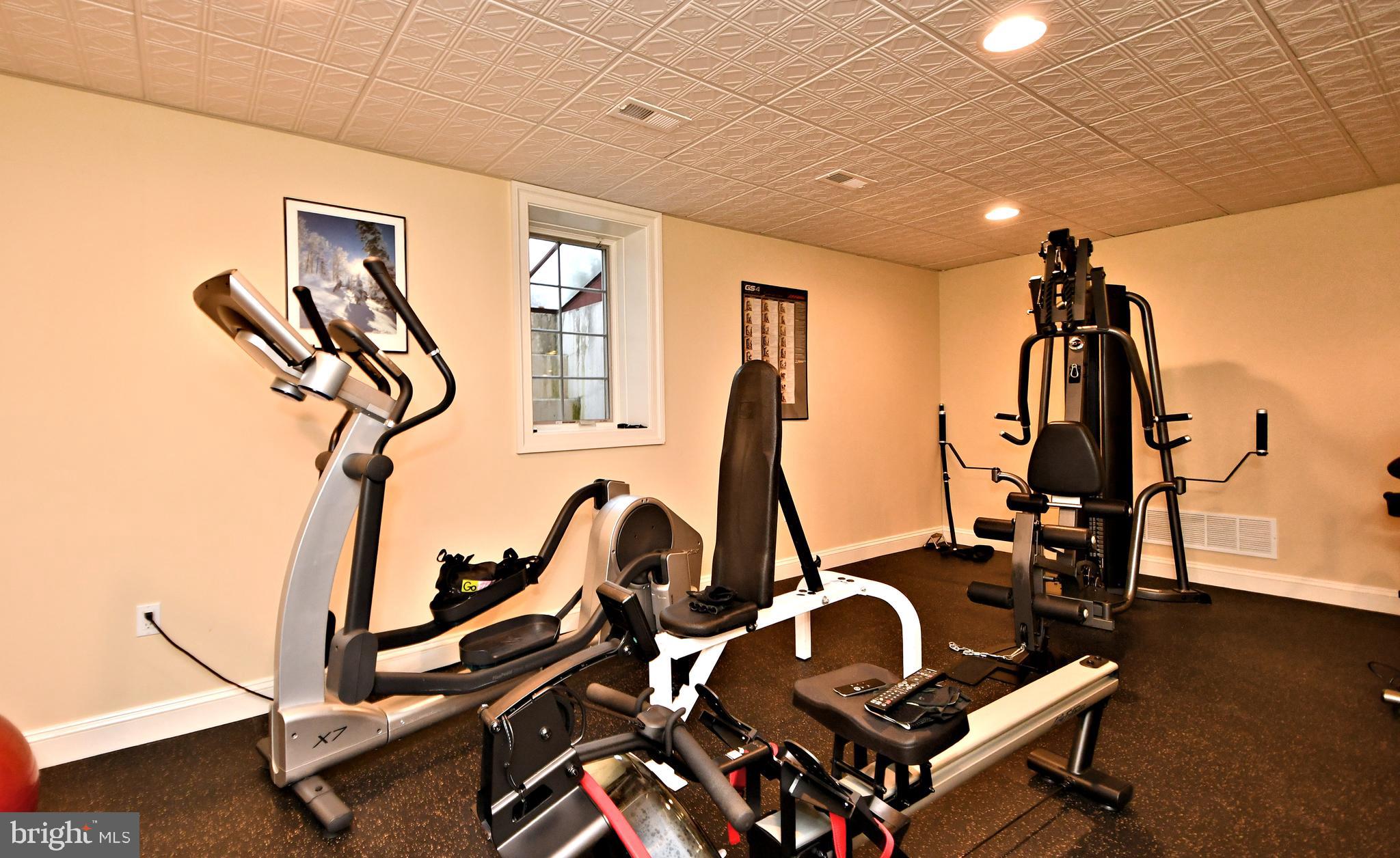 PRESERVE AT MEADOWBR - Residential