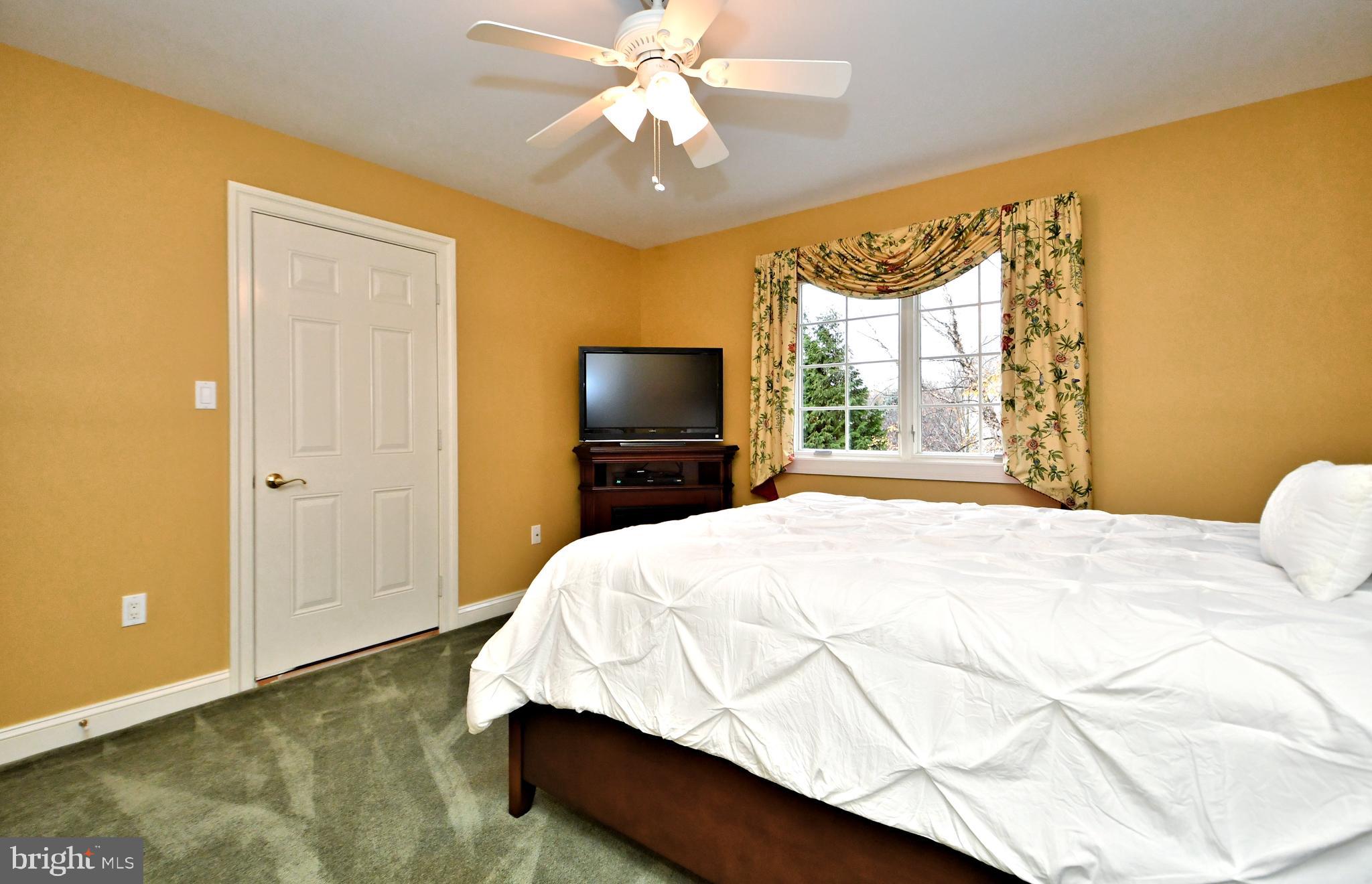 PRESERVE AT MEADOWBR - Residential