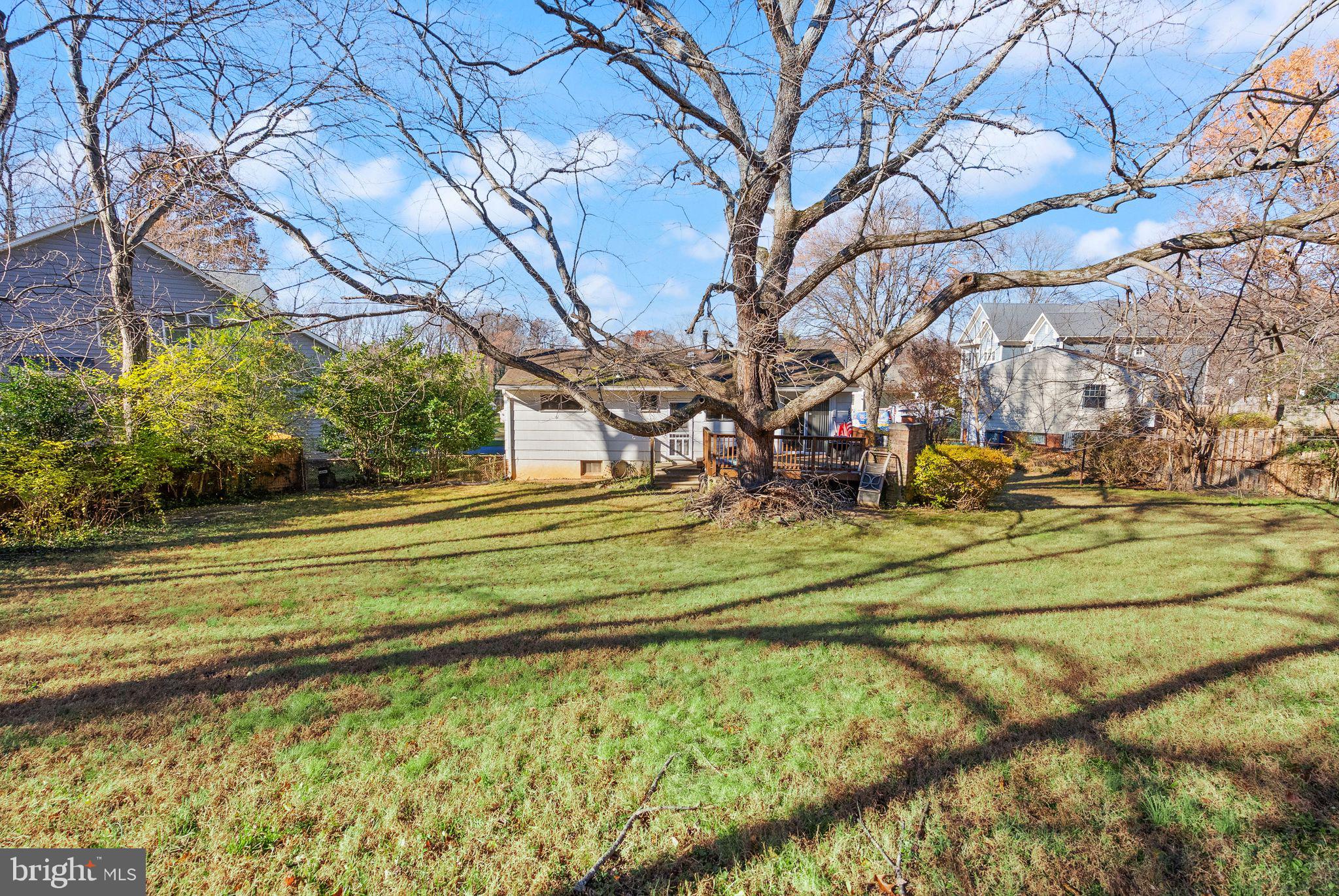 VIENNA WOODS - Residential