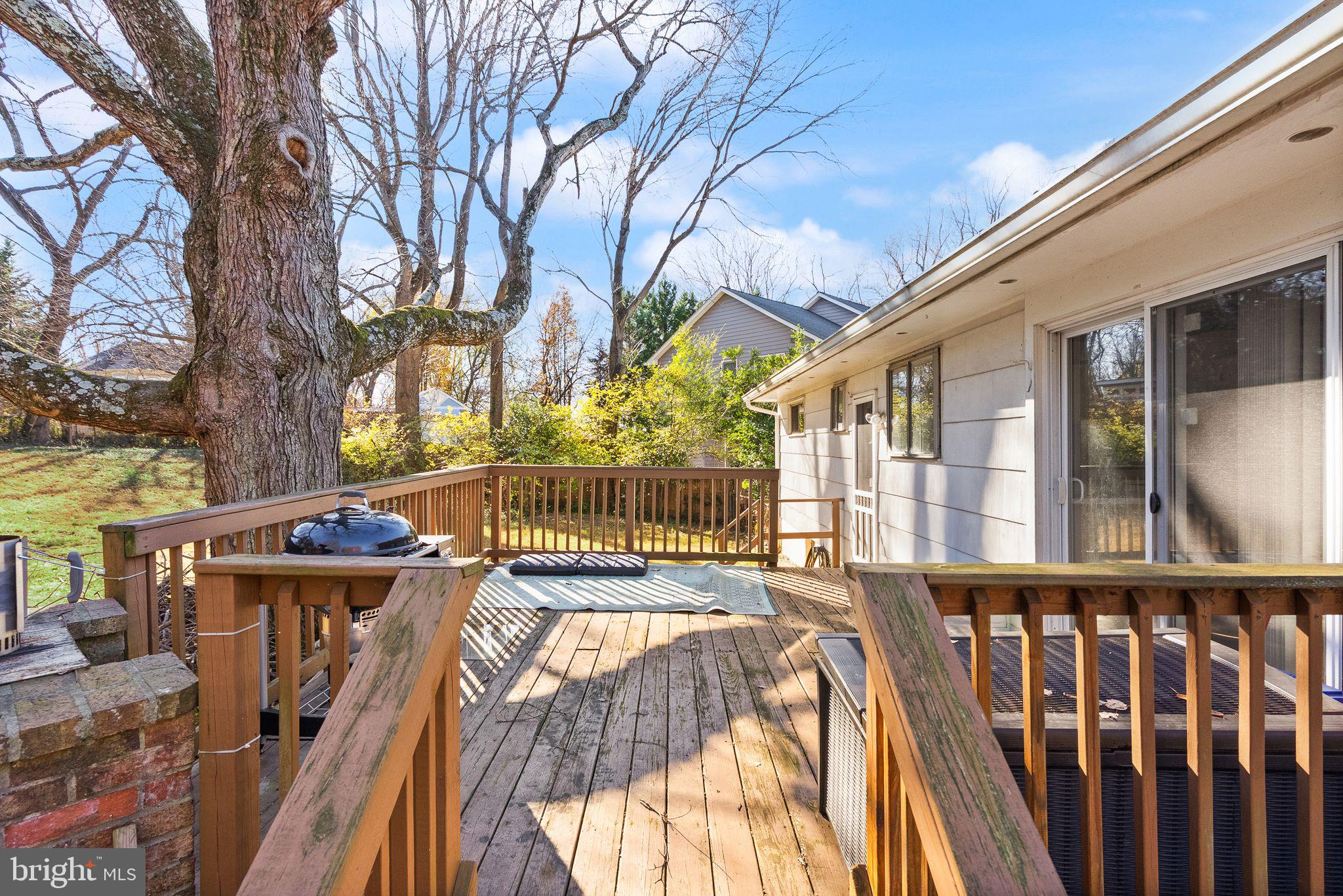 VIENNA WOODS - Residential