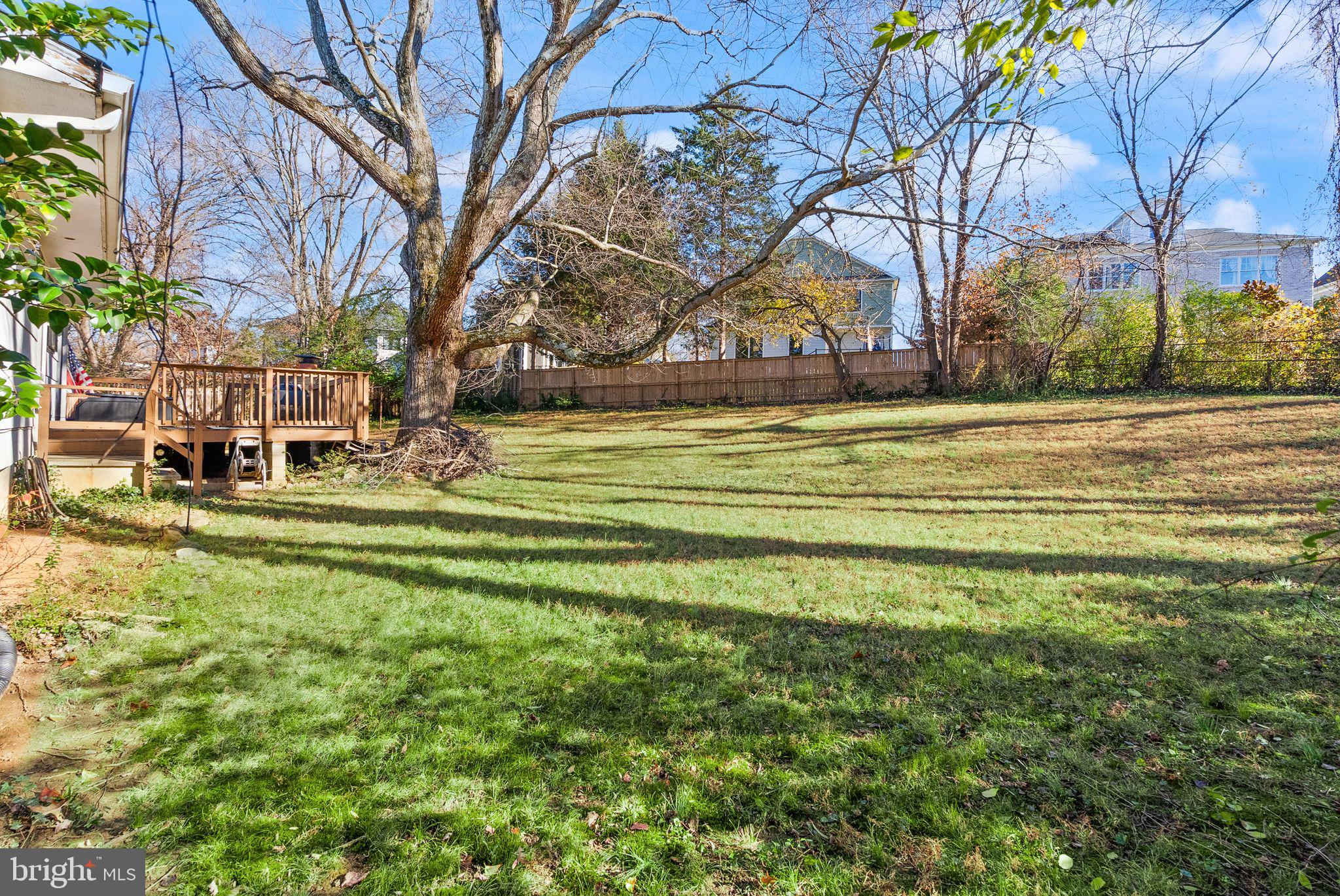 VIENNA WOODS - Residential