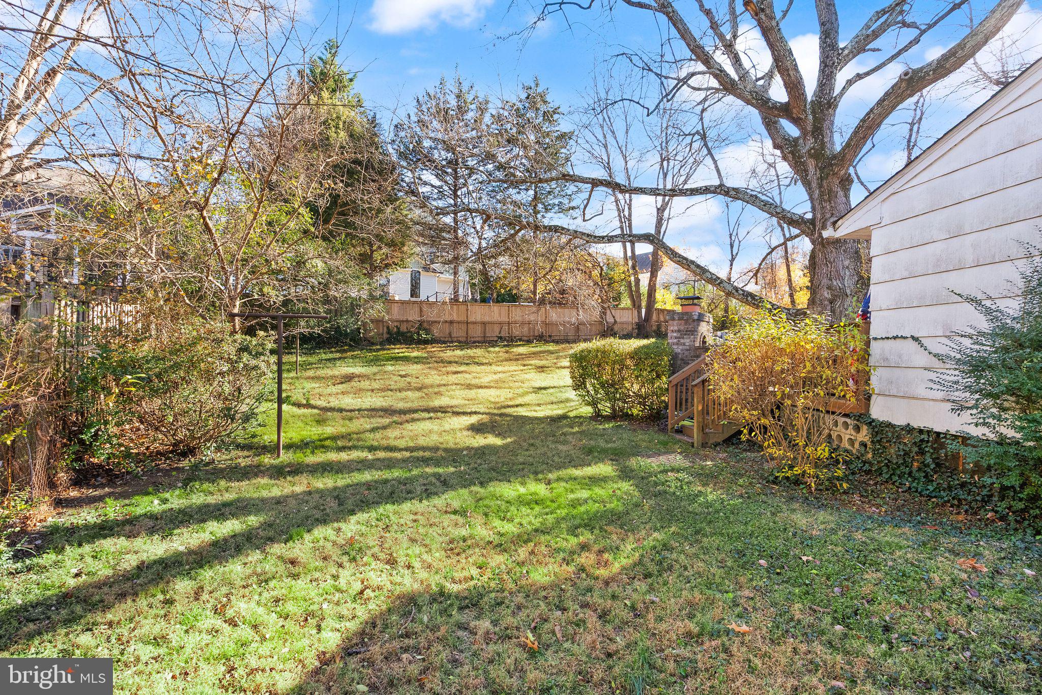 VIENNA WOODS - Residential