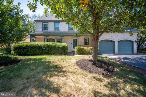 113 CONNEMARA DRIVE STERLING VA 20164