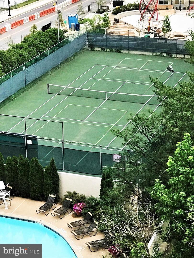 ATRIUM CONDO - Residential