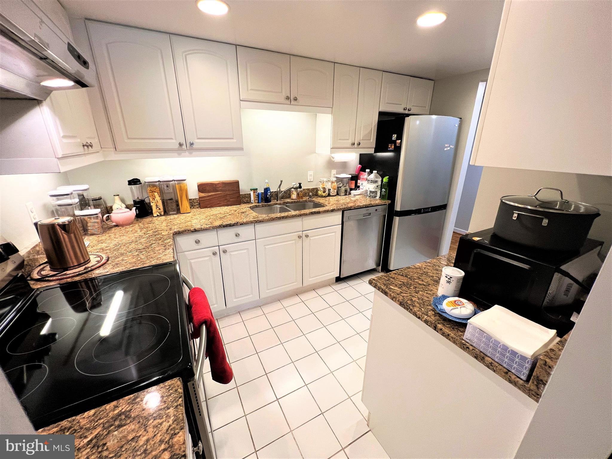 ATRIUM CONDO - Residential