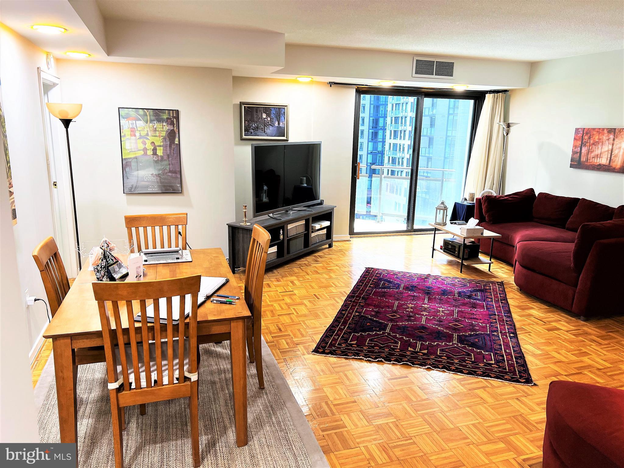 ATRIUM CONDO - Residential