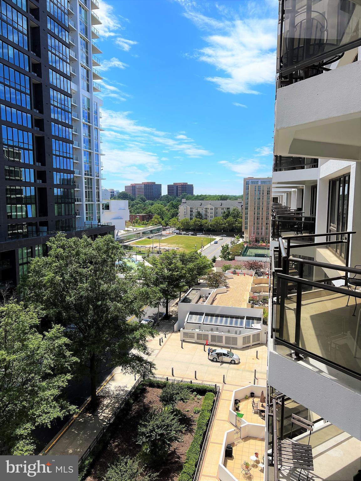 ATRIUM CONDO - Residential