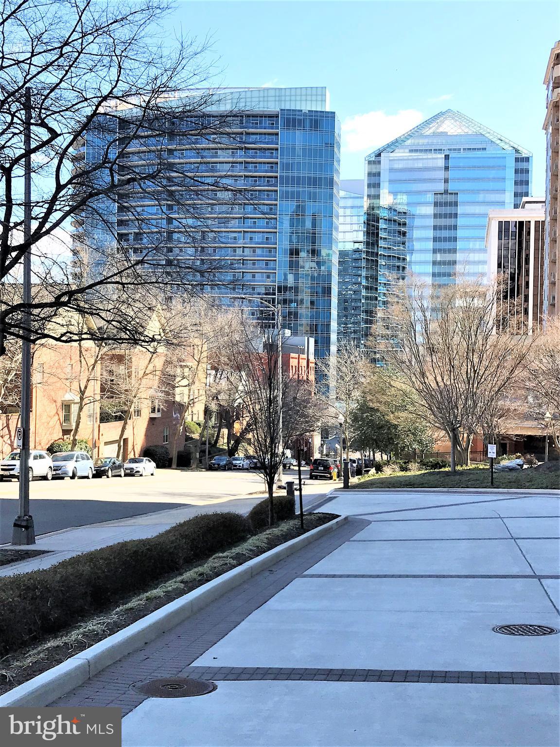 ATRIUM CONDO - Residential