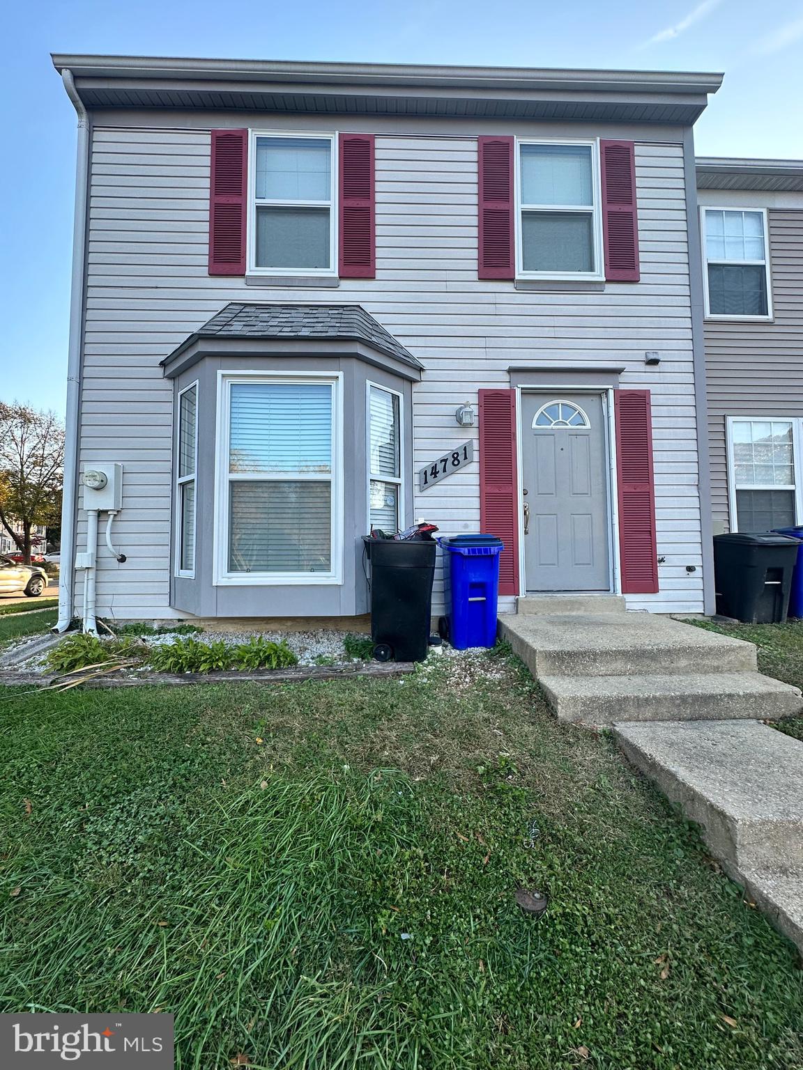 PRINCETON SQUARE - Residential Lease