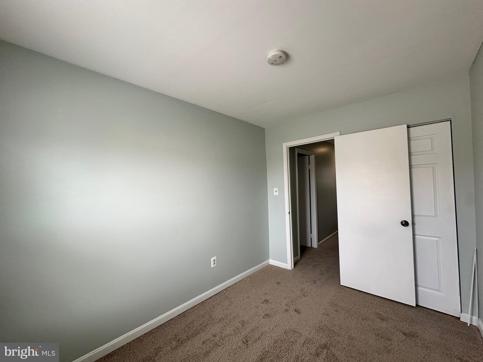 PRINCETON SQUARE - Residential Lease