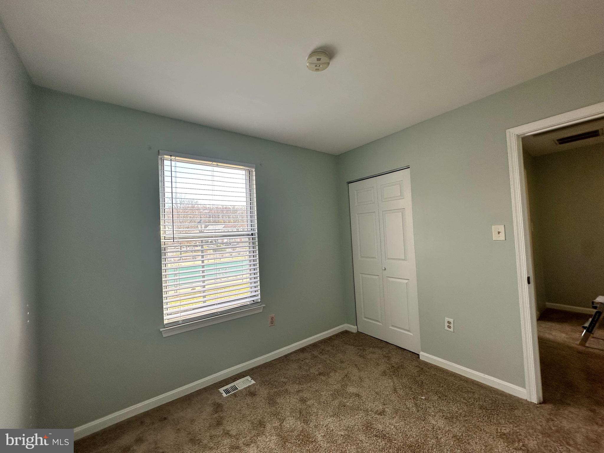 PRINCETON SQUARE - Residential Lease