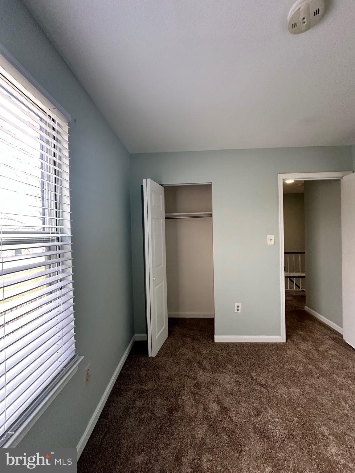 PRINCETON SQUARE - Residential Lease