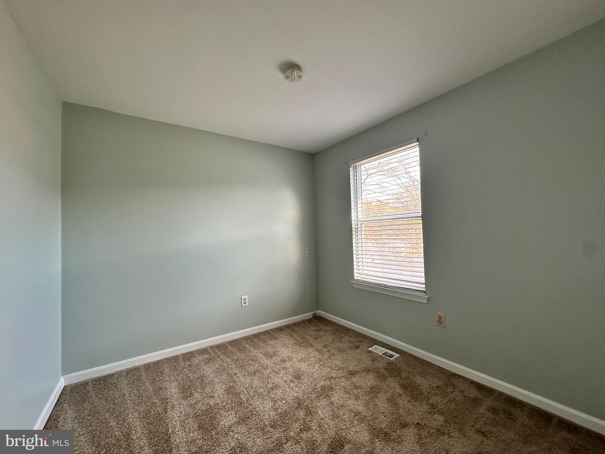 PRINCETON SQUARE - Residential Lease