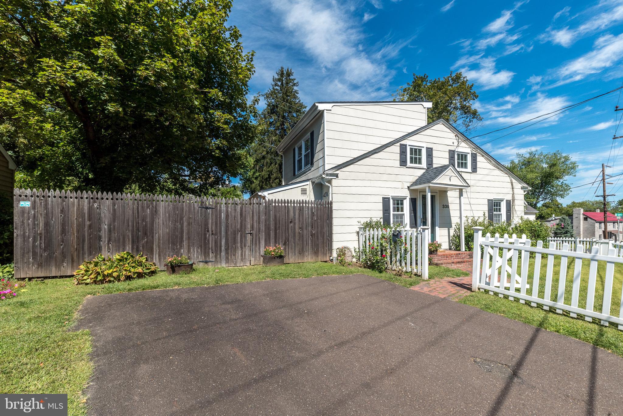 DOYLESTOWN BORO - Residential