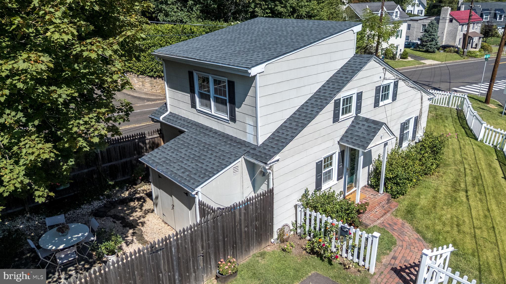 DOYLESTOWN BORO - Residential