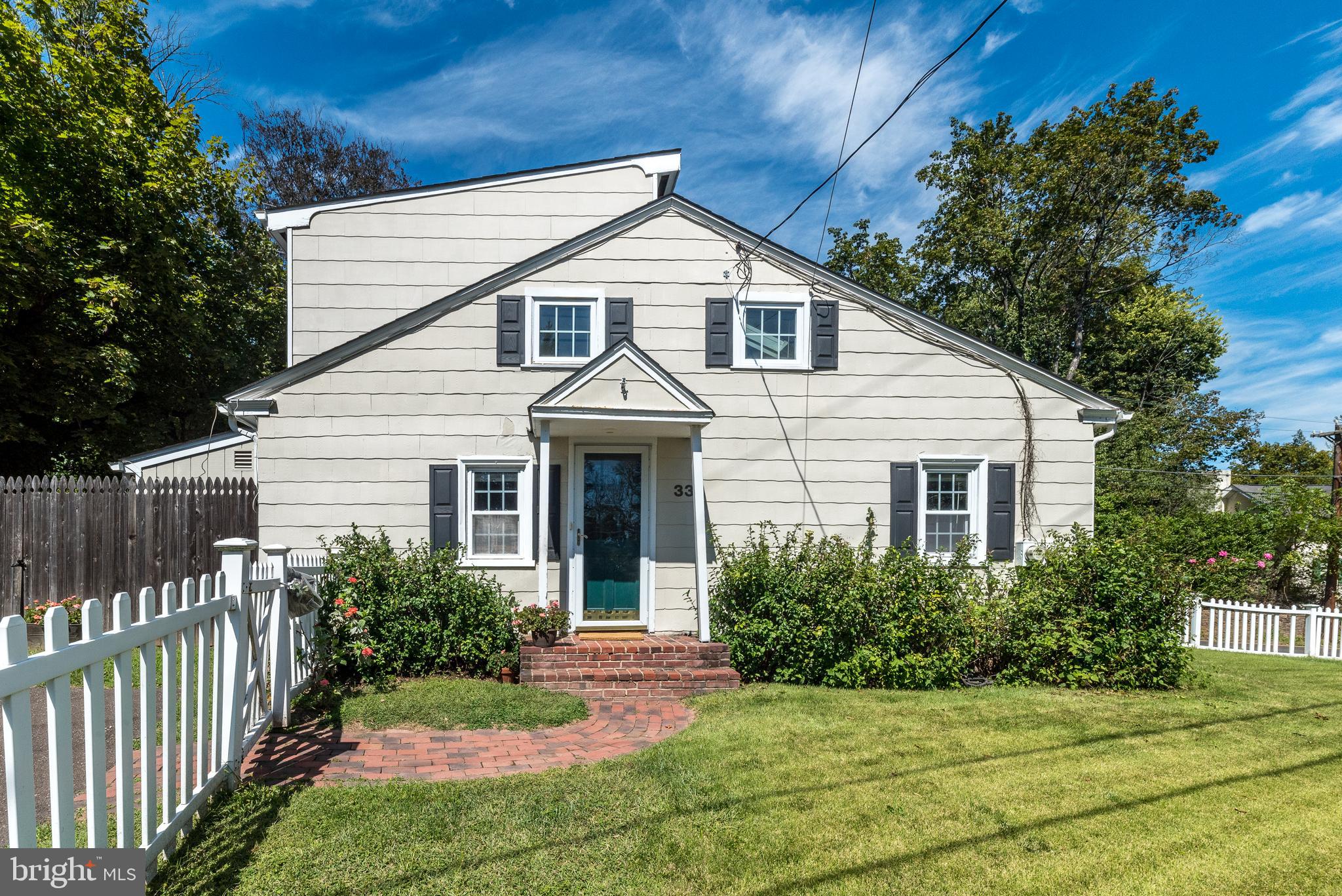 DOYLESTOWN BORO - Residential