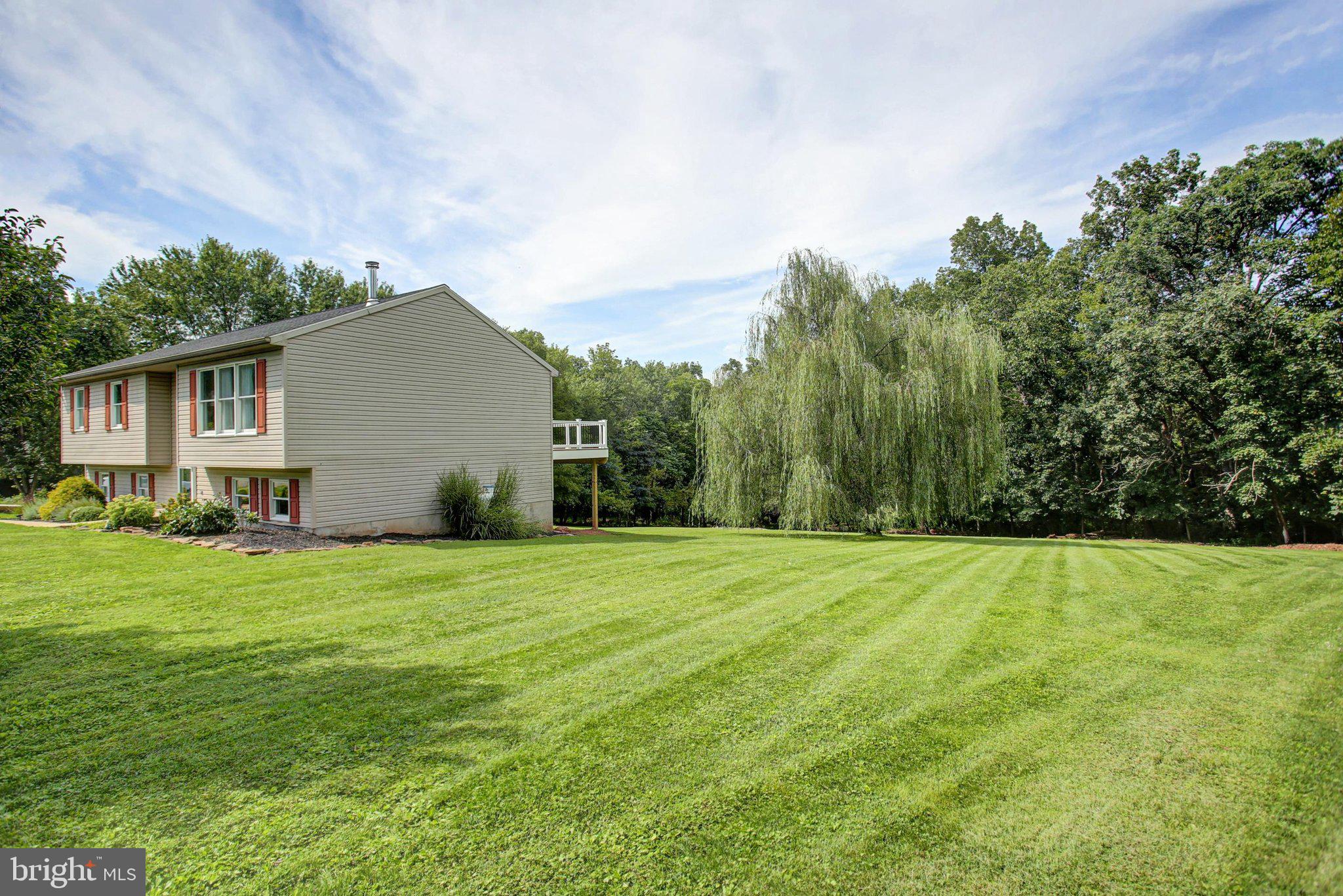 155 N GRIFFITHS LANE
