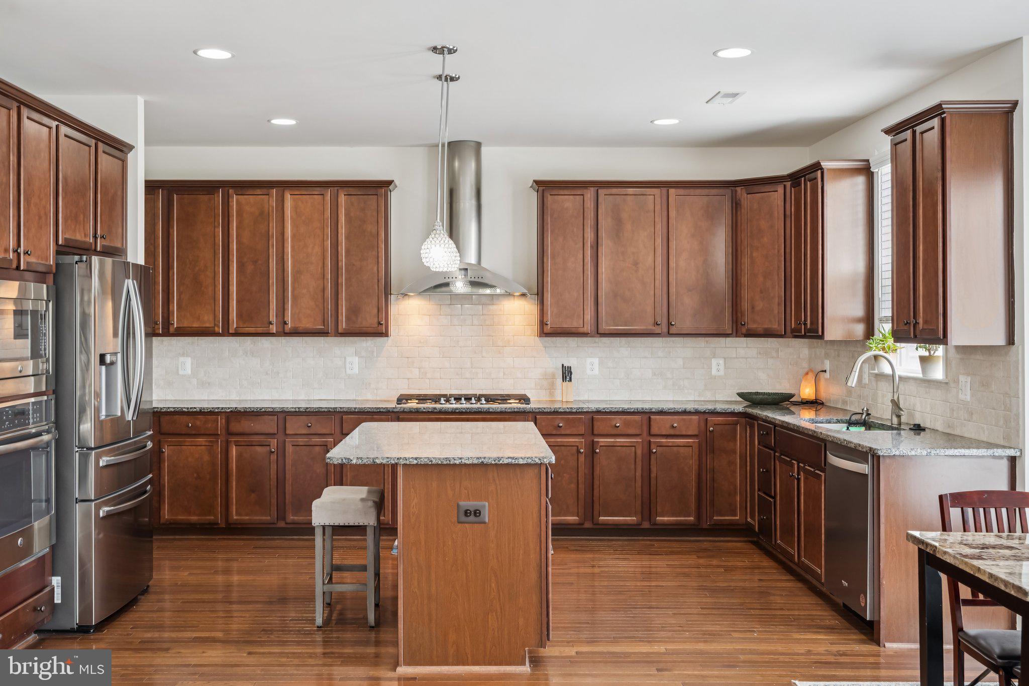 STONE RIDGE LAND BAY 4 - Residential Lease