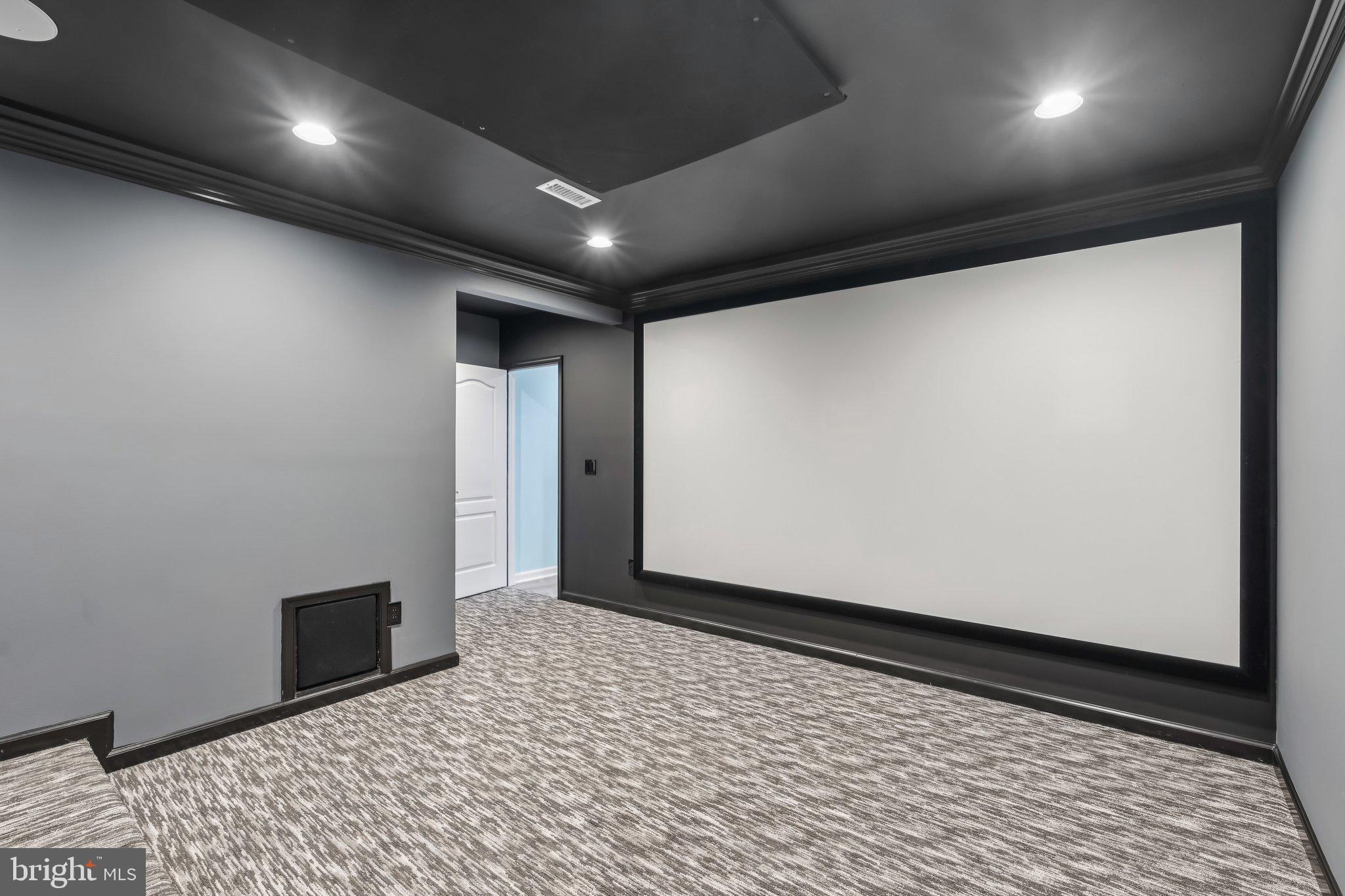 STONE RIDGE LAND BAY 4 - Residential Lease