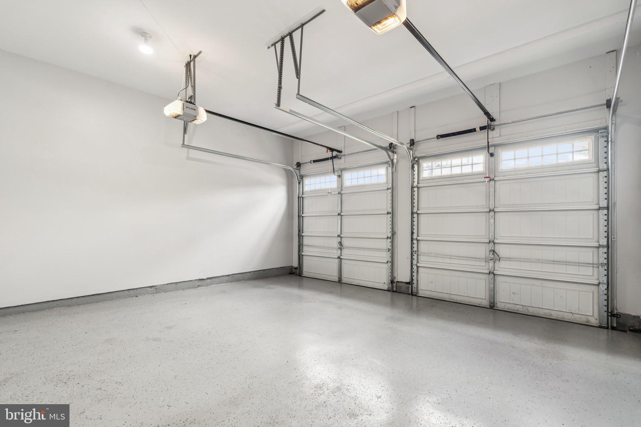 STONE RIDGE LAND BAY 4 - Residential Lease