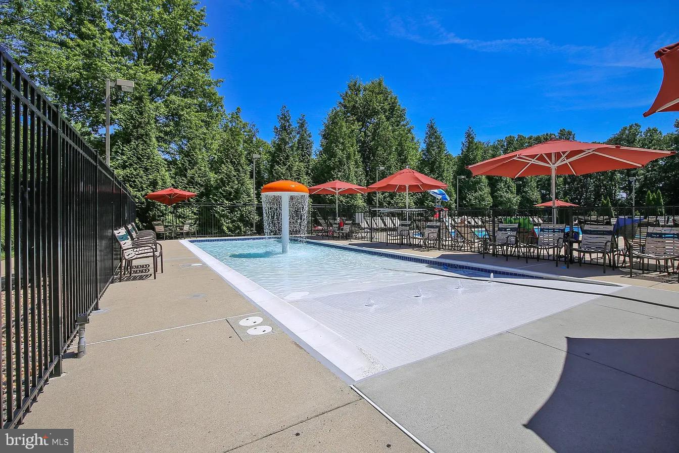 CHANCERY OF KINGSTOWNE - Residential