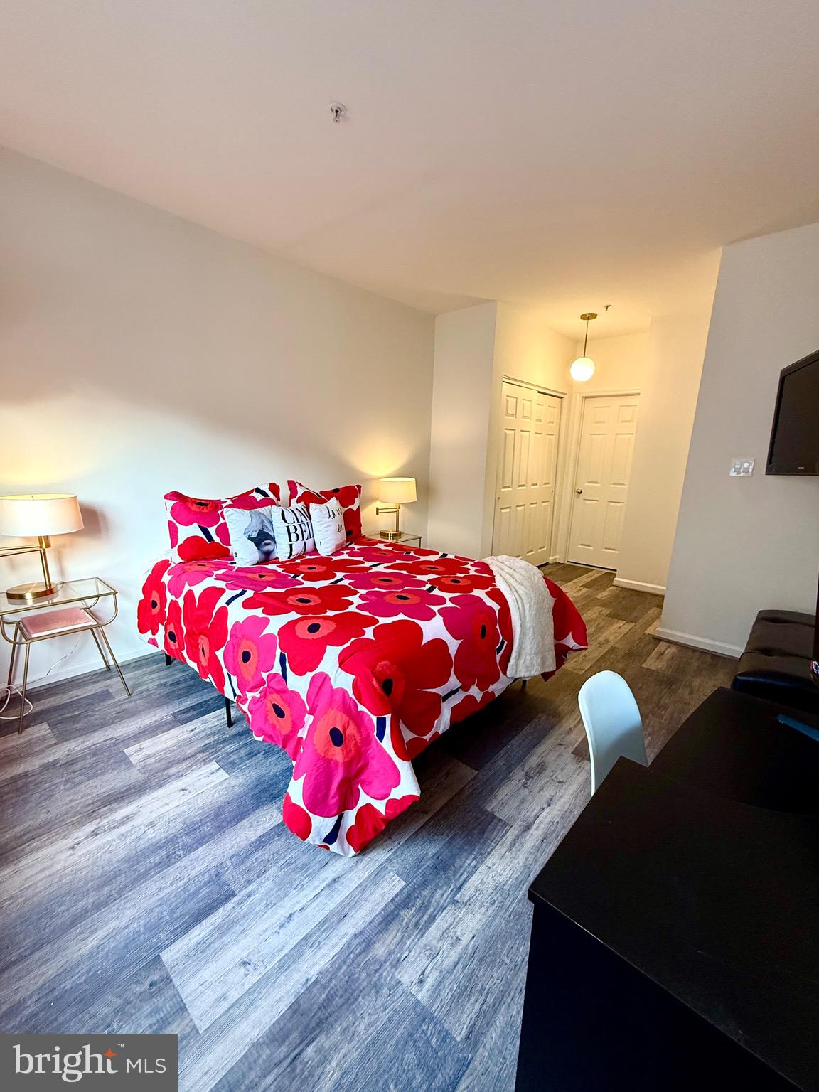 CHANCERY OF KINGSTOWNE - Residential