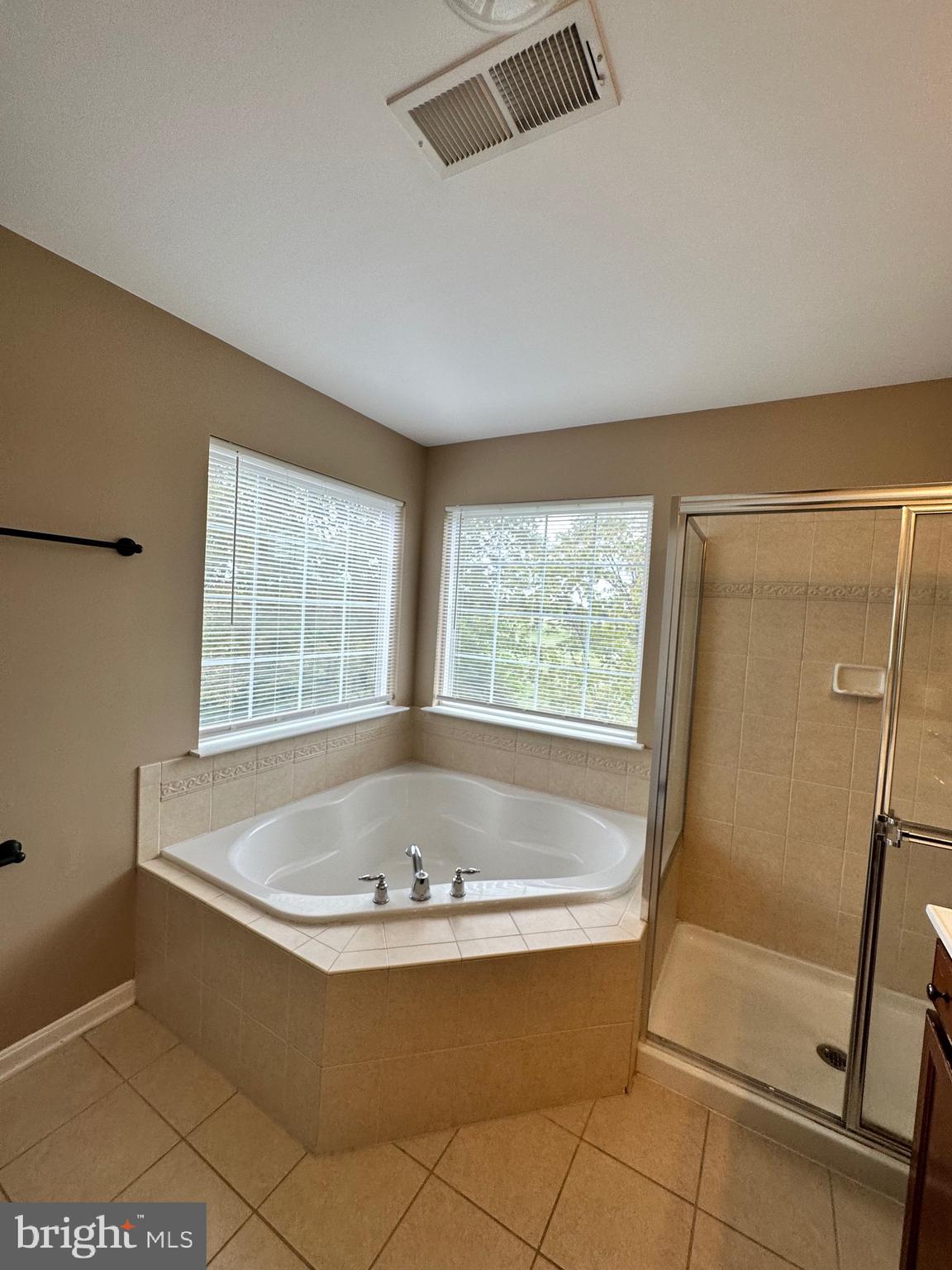 LEE'S RIDGE - Residential Lease