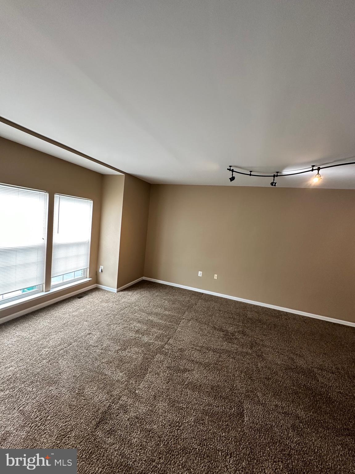 LEE'S RIDGE - Residential Lease