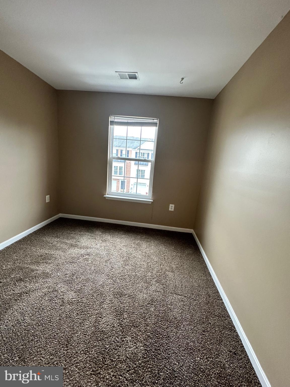 LEE'S RIDGE - Residential Lease