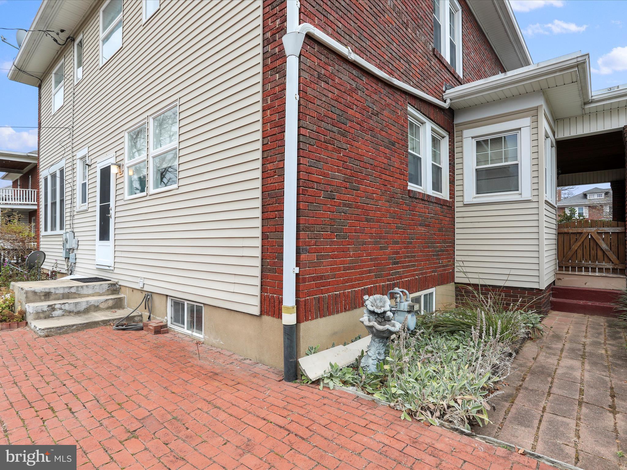 NORTH HAGERSTOWN - Residential