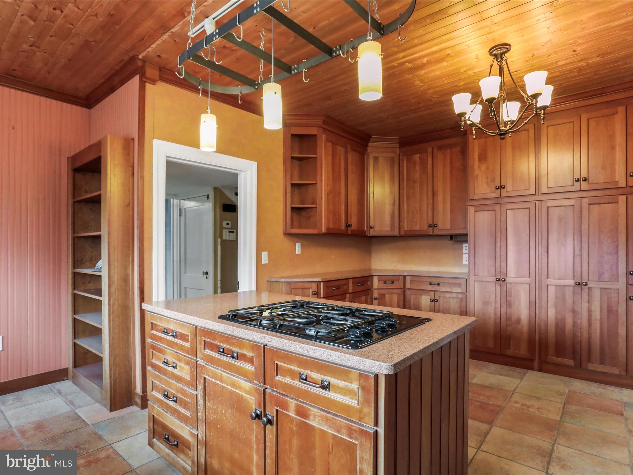 NORTH HAGERSTOWN - Residential