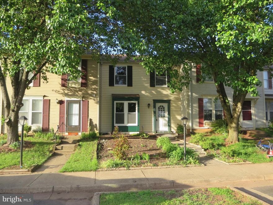 Everything is brand new in this 3 bedroom home. Freshly painted, new carpet, new kitchen counter tops, and more. This great home is located in the heart of Mannassas, and is conveniently located next to shopping, route 66, and more. Professionally managed and taken care of. Hurry, priced to move, this one will not last long.