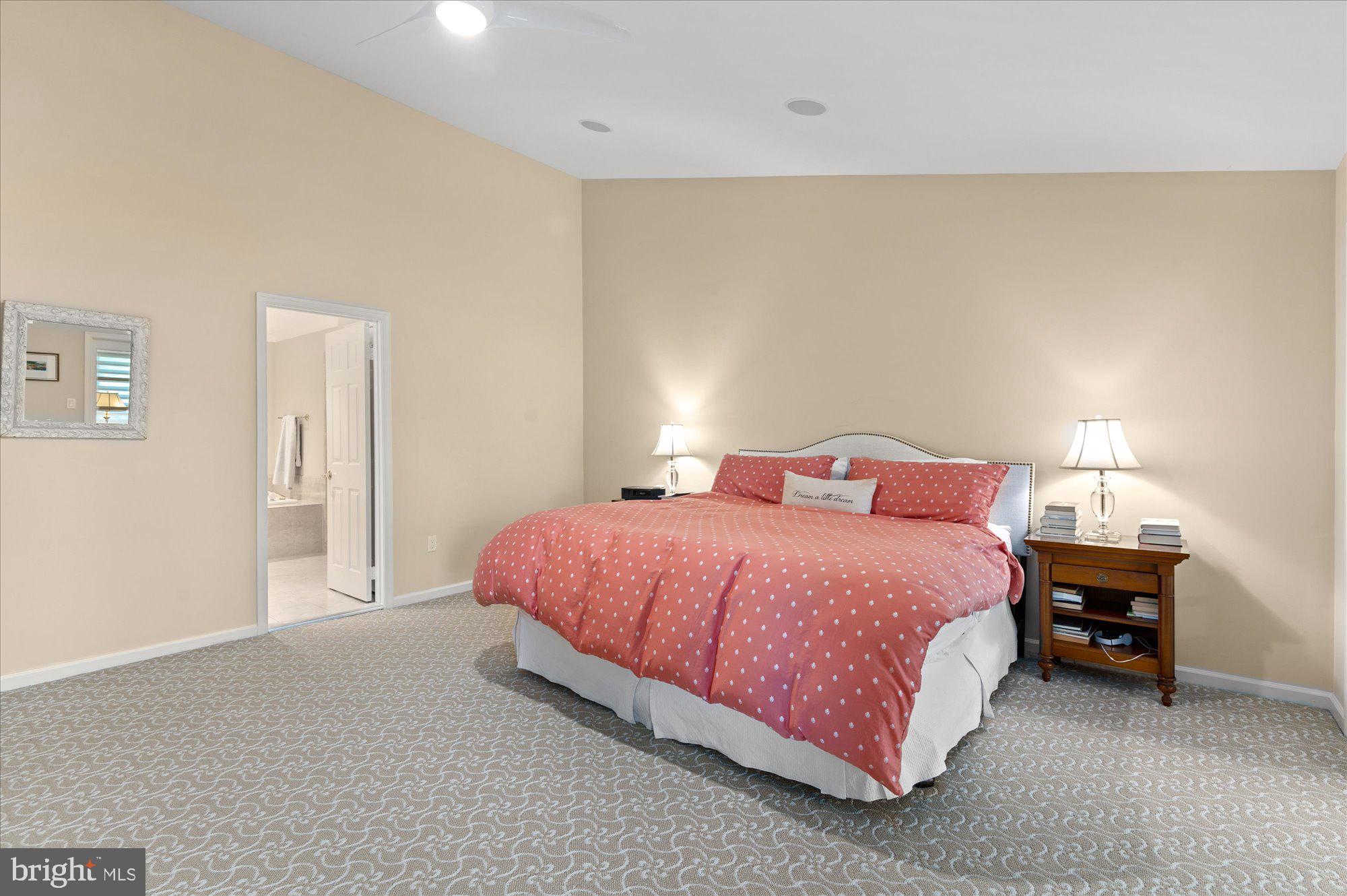 AVENEL - Residential